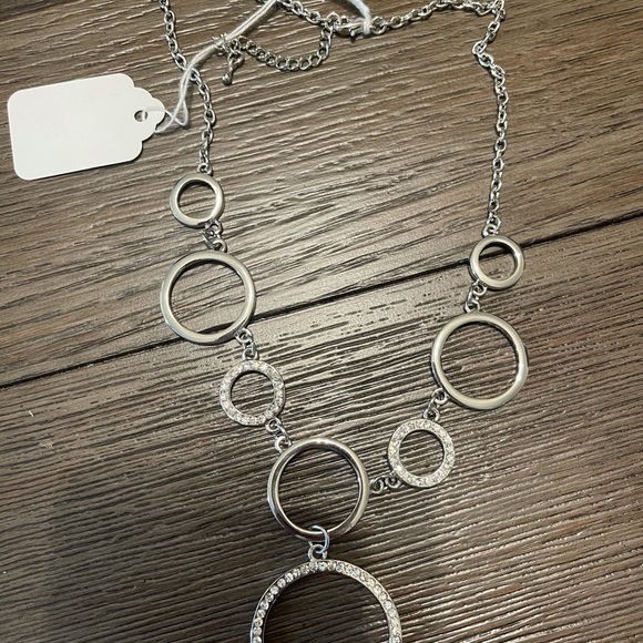 Necklace - Picture 3 of 6